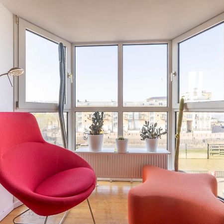 Sunny Maisonette With Views Over Canary Wharf, Londyn Zewnętrze zdjęcie