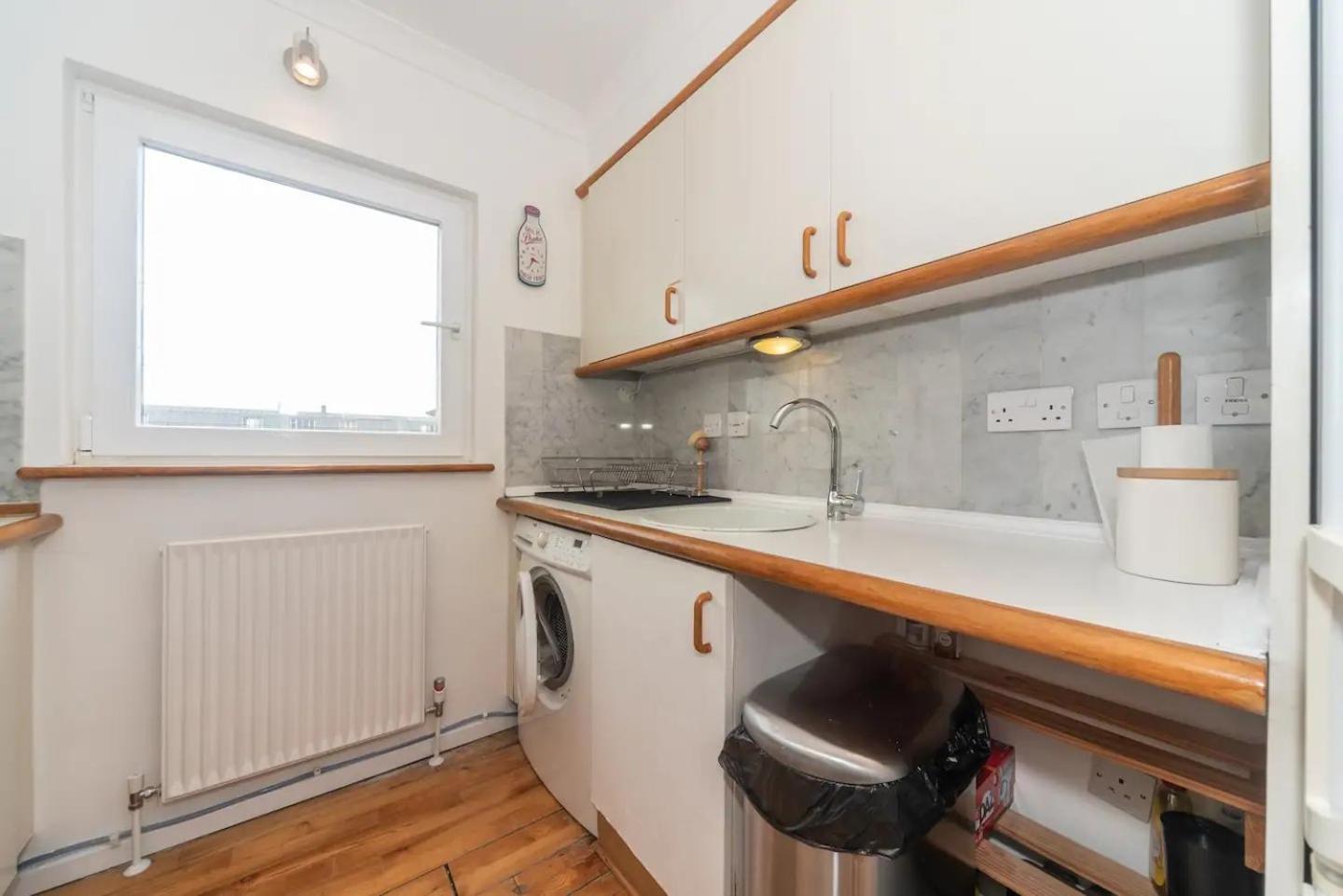 Sunny Maisonette With Views Over Canary Wharf, Londyn Zewnętrze zdjęcie