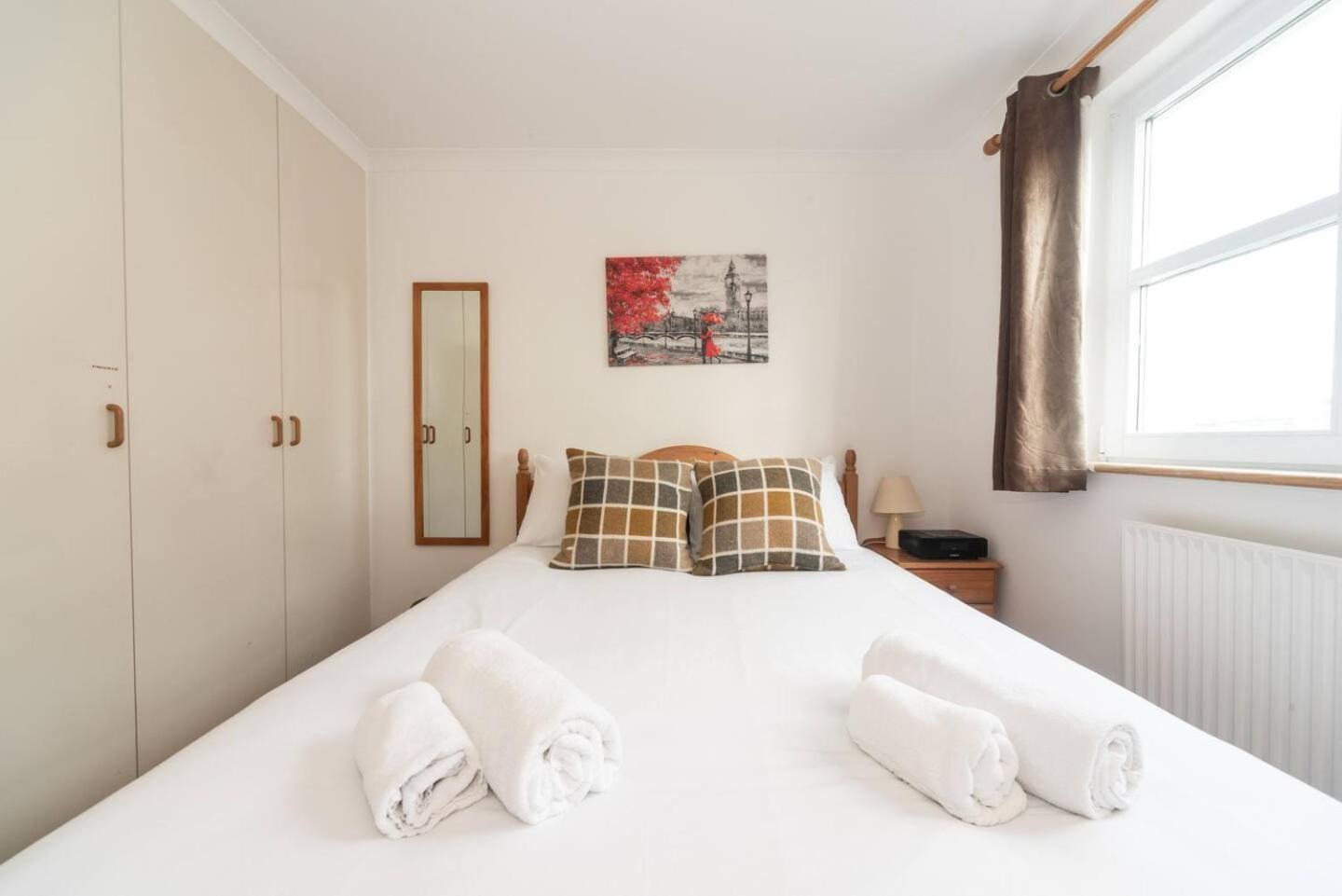 Sunny Maisonette With Views Over Canary Wharf, Londyn Zewnętrze zdjęcie