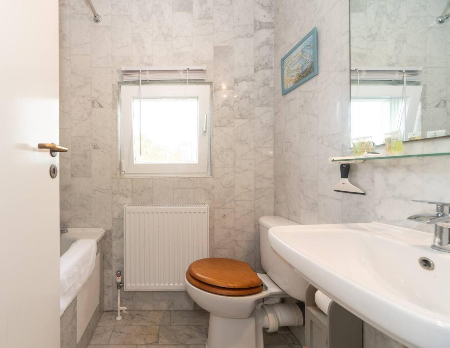 Sunny Maisonette With Views Over Canary Wharf, Londyn Zewnętrze zdjęcie