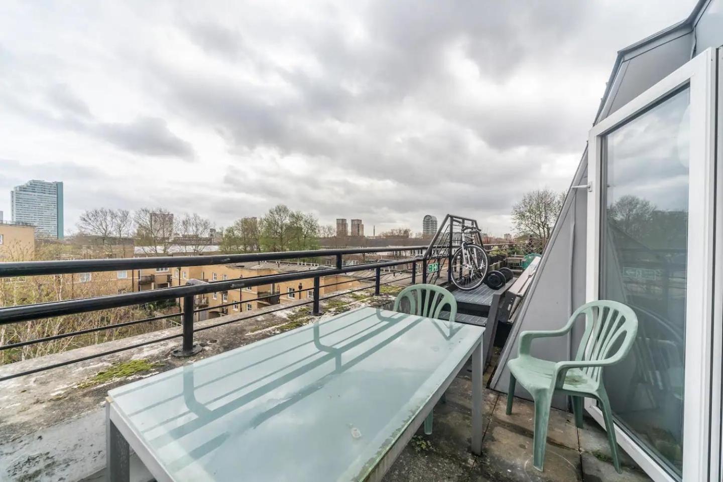 Sunny Maisonette With Views Over Canary Wharf, Londyn Zewnętrze zdjęcie